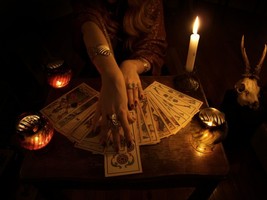 Сразу спрашивай его имя. Говорят, что так можно узнать Поставь…
