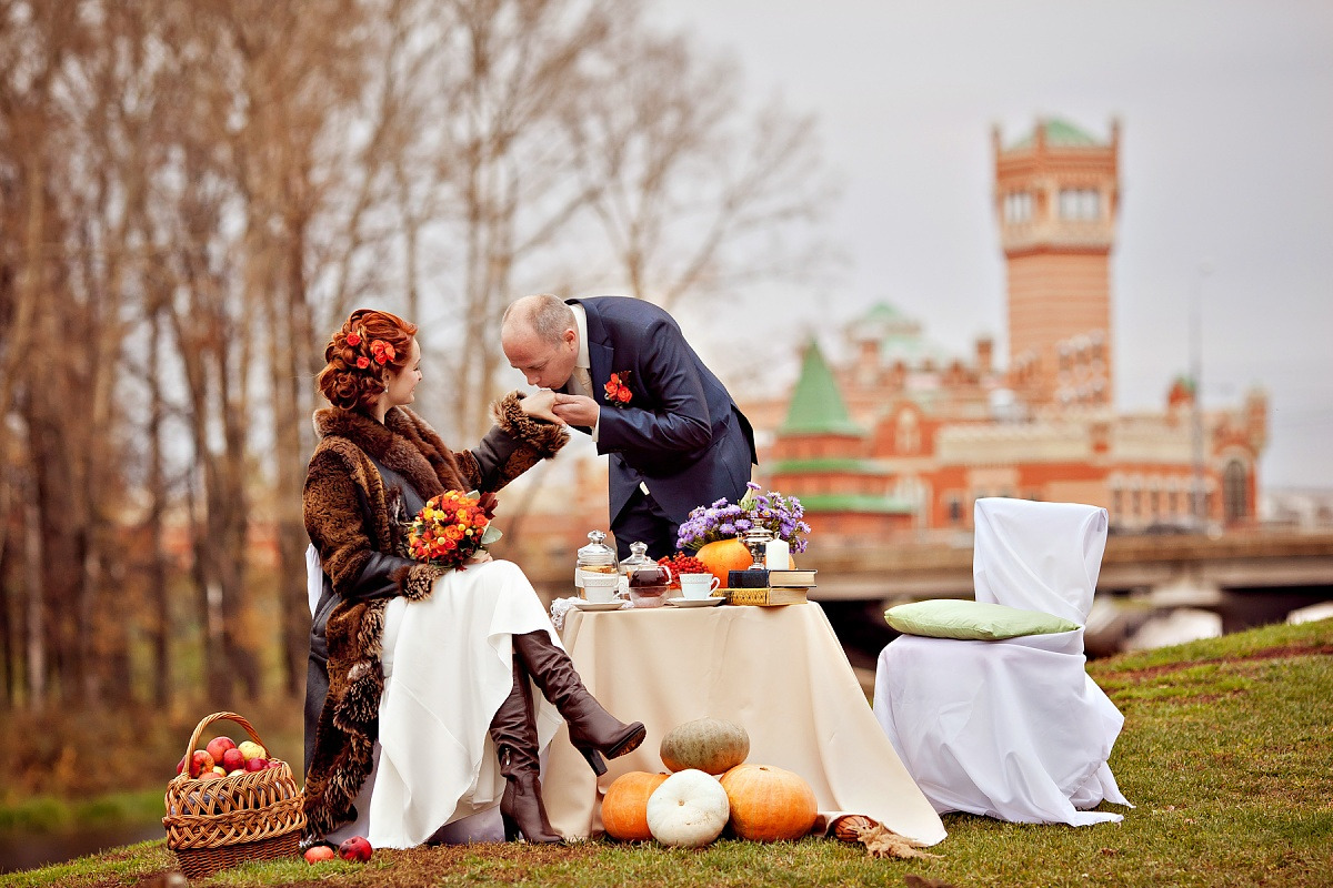 Осень –время собирать камни…свадьба!